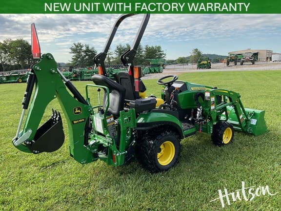Image of John Deere 1025R equipment image 3