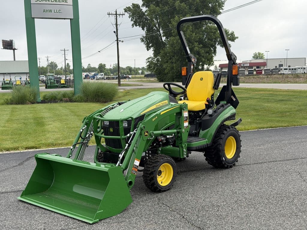 Image of John Deere 1025R Primary image