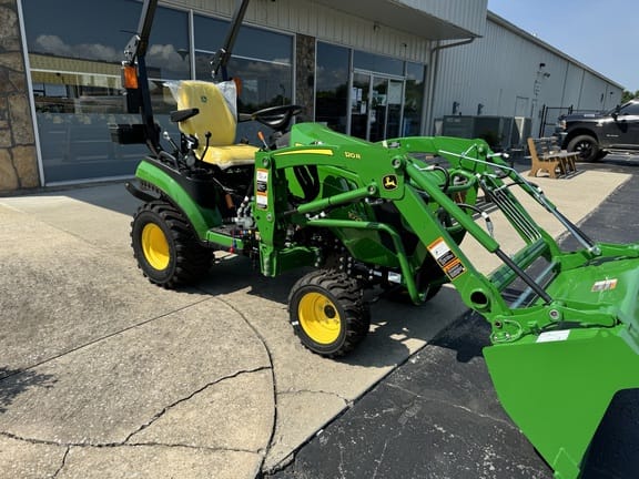 2026 John Deere 1025R Equipment Image0