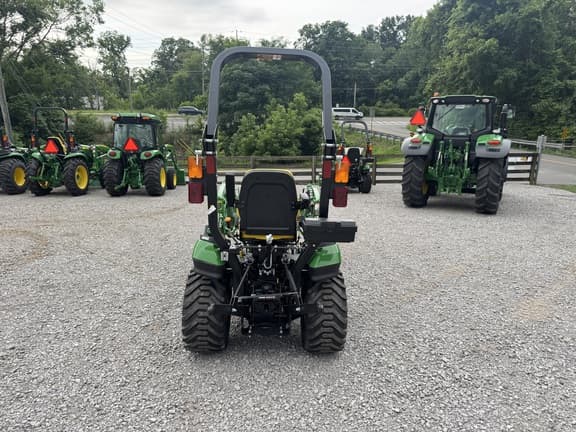 Image of John Deere 1025R equipment image 2