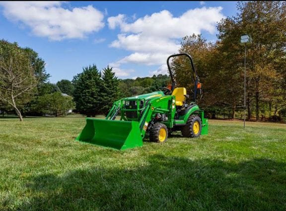 2026 John Deere 1025R Equipment Image0