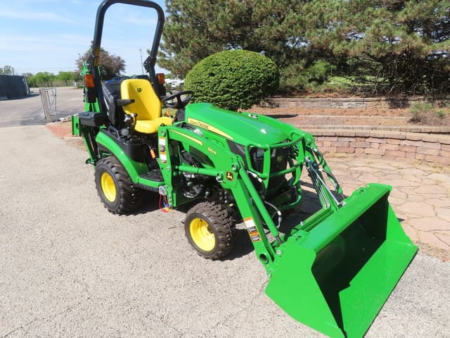 Image of John Deere 1025R equipment image 2