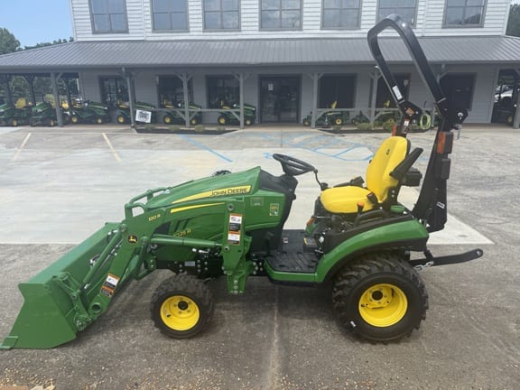 2026 John Deere 1025R Equipment Image0