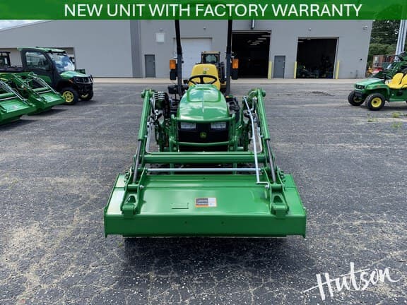 Image of John Deere 1025R equipment image 4