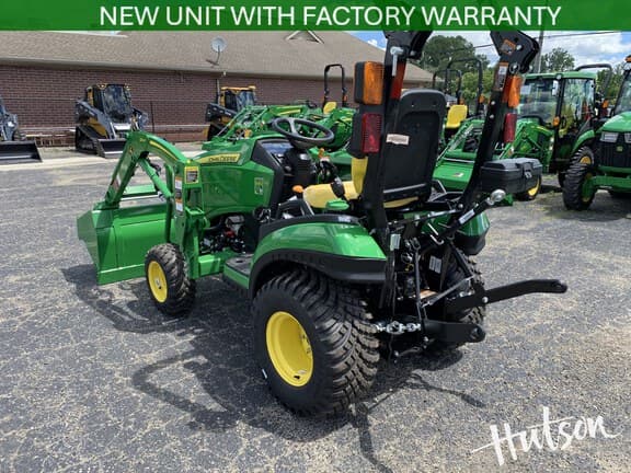Image of John Deere 1025R equipment image 3