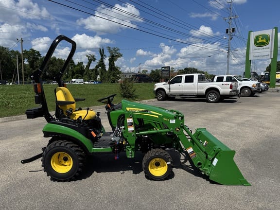 2026 John Deere 1025R Equipment Image0