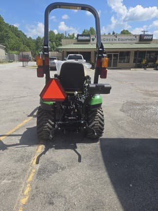 Image of John Deere 1025R equipment image 3