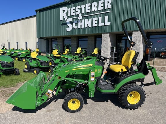 2026 John Deere 1025R Equipment Image0