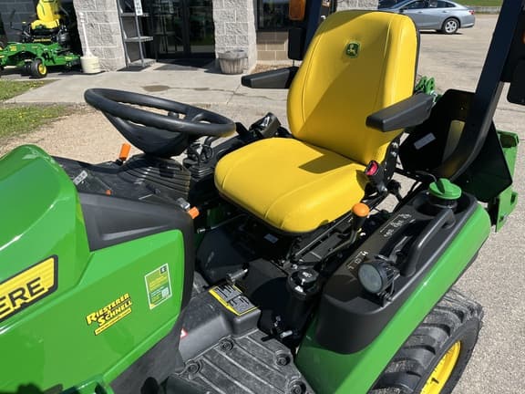 Image of John Deere 1025R equipment image 4