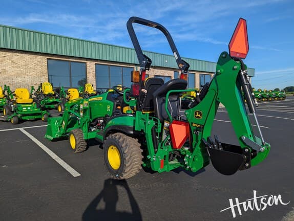 Image of John Deere 1025R equipment image 3