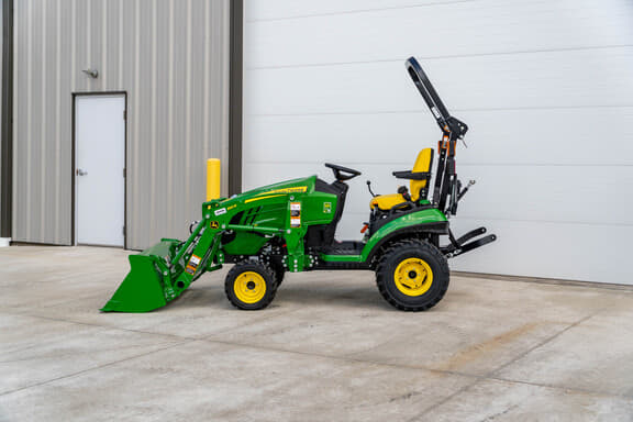 Image of John Deere 1025R equipment image 2