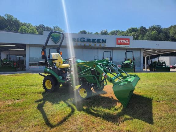 Image of John Deere 1025R equipment image 1