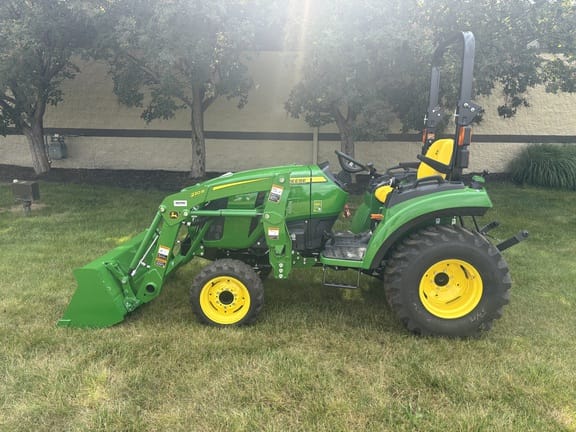 2026 John Deere 2025R Equipment Image0