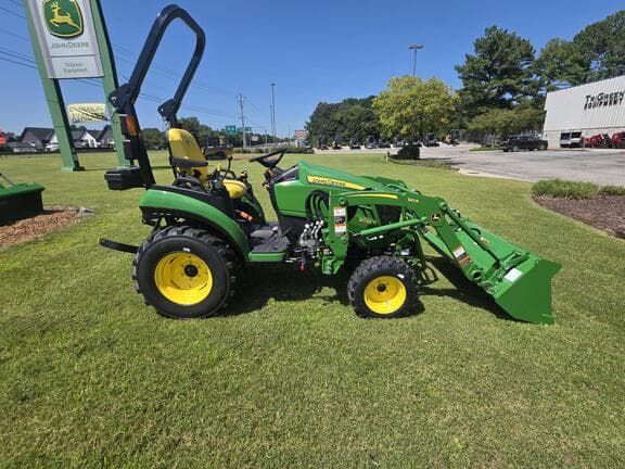 Image of John Deere 2025R Primary image