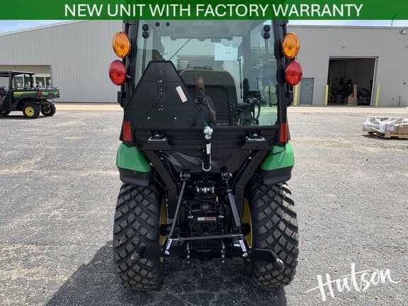 Image of John Deere 2025R equipment image 4