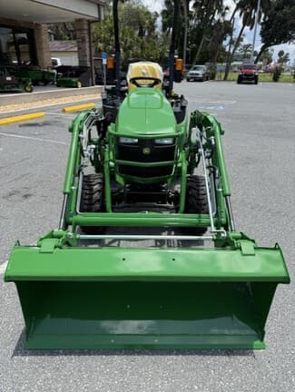 Image of John Deere 2025R equipment image 1