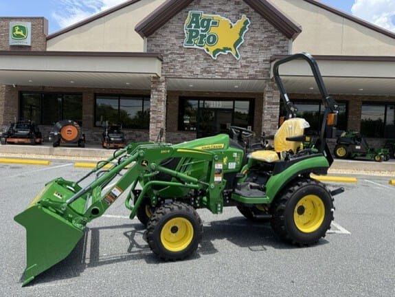 2026 John Deere 2025R Equipment Image0