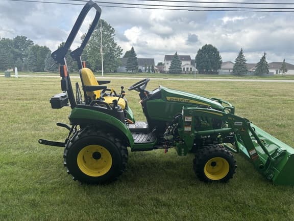 Image of John Deere 2025R Primary image
