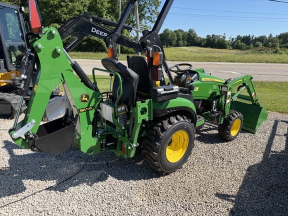 Image of John Deere 2025R equipment image 3