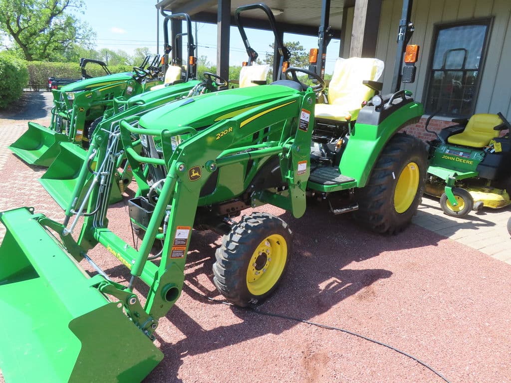 Image of John Deere 2032R Primary image