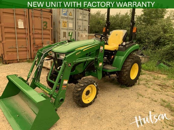 Image of John Deere 2032R equipment image 1