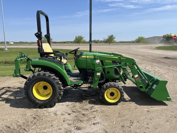 Image of John Deere 2032R Primary image