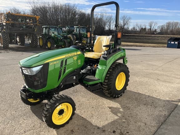 Image of John Deere 2038R Primary image