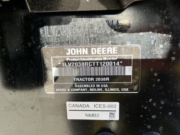 Image of John Deere 2038R equipment image 4