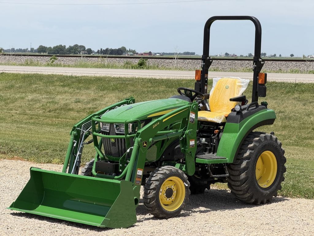 2026 John Deere 2038R Equipment Image0