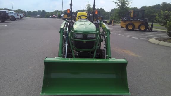 Image of John Deere 2038R equipment image 3