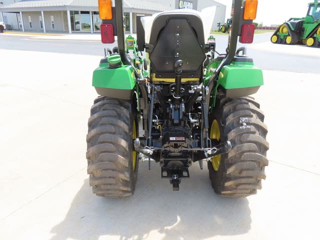Image of John Deere 2038R equipment image 2