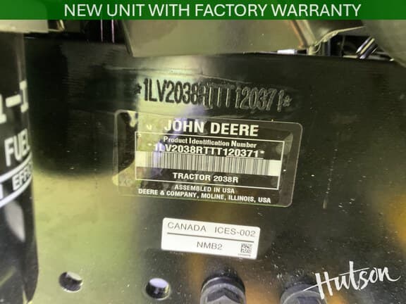 Image of John Deere 2038R equipment image 4
