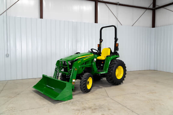 Image of John Deere 3025E equipment image 2