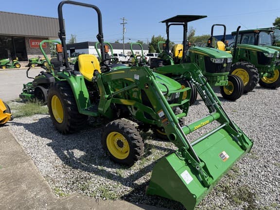 Image of John Deere 3025E equipment image 1