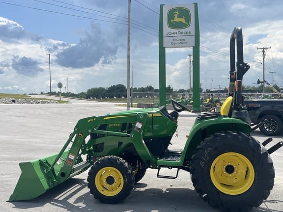 2026 John Deere 3025E Equipment Image0