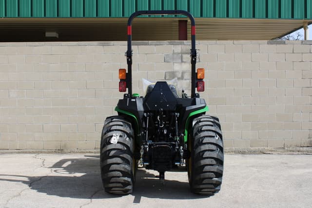 Image of John Deere 3025E equipment image 3