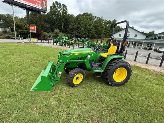 Image of John Deere 3032E equipment image 2
