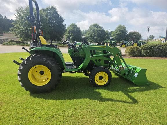 Image of John Deere 3032E Primary image