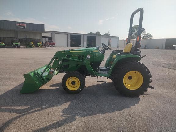 Image of John Deere 3032E Primary image