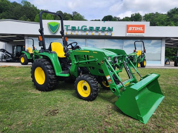 2026 John Deere 3032E Equipment Image0