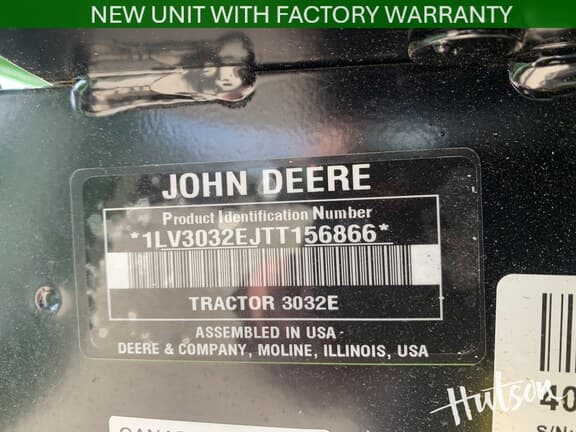 Image of John Deere 3032E equipment image 4