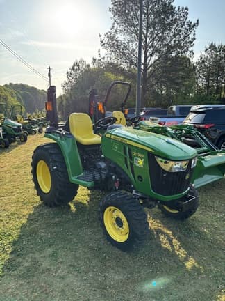 Image of John Deere 3032E Image 0