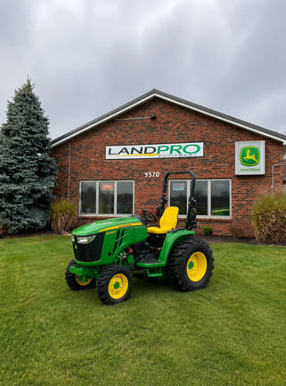 2026 John Deere 3033R Equipment Image0