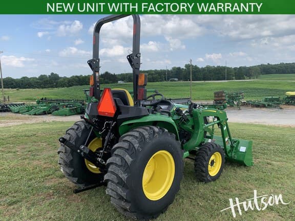 Image of John Deere 3038E equipment image 3