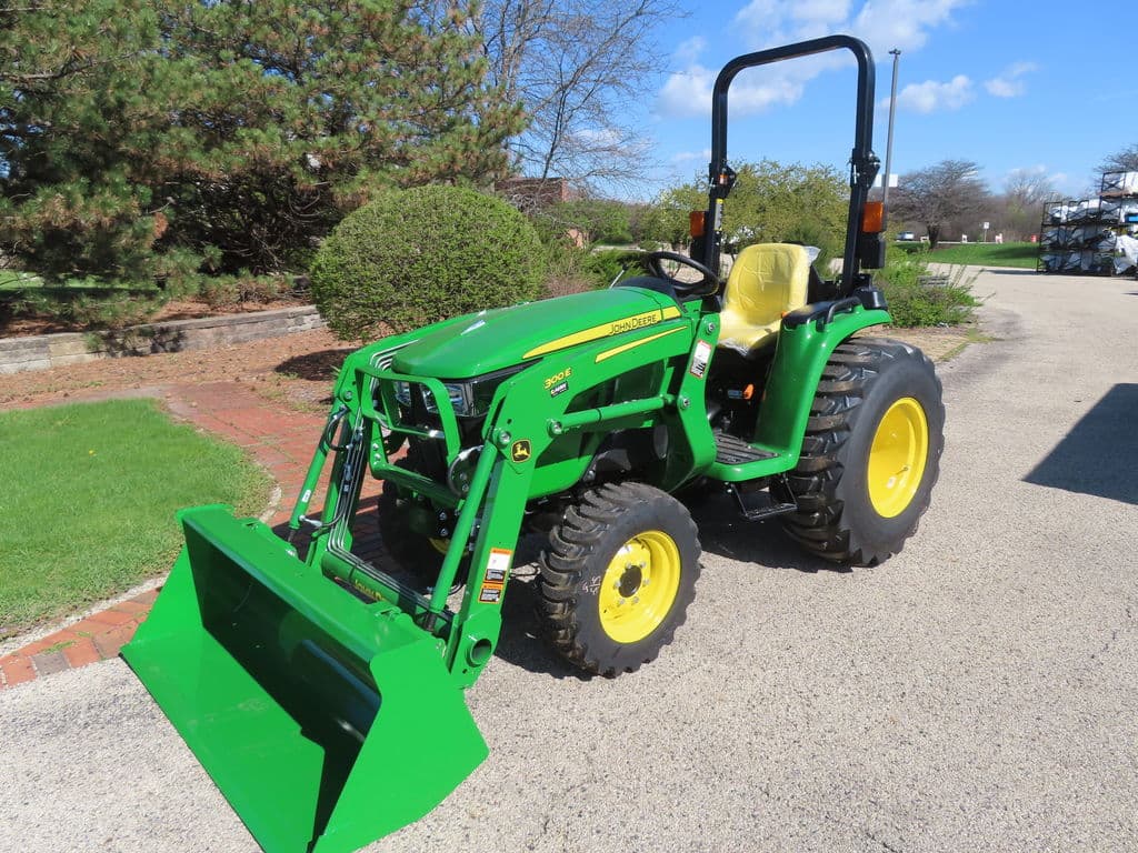 Image of John Deere 3038E Primary image