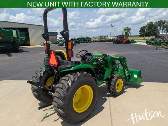Image of John Deere 3038E equipment image 2