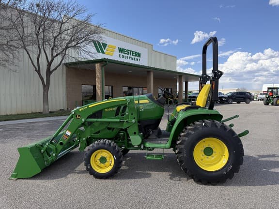Image of John Deere 3039R equipment image 1