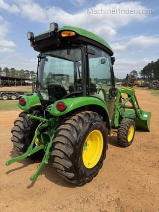 Image of John Deere 3039R equipment image 2