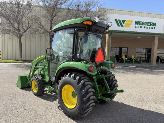 Image of John Deere 3039R equipment image 2