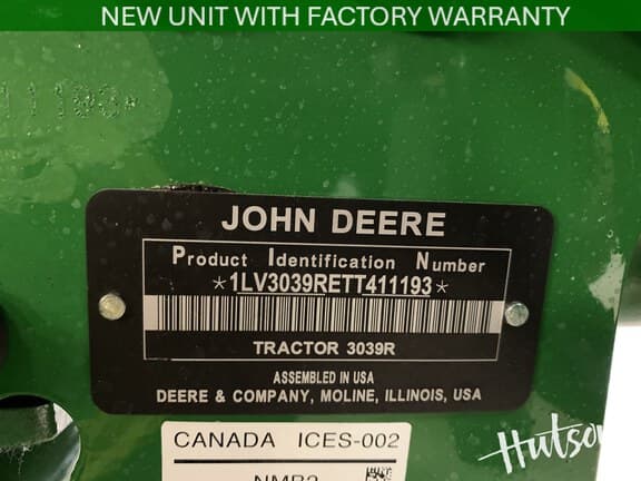 Image of John Deere 3039R equipment image 4